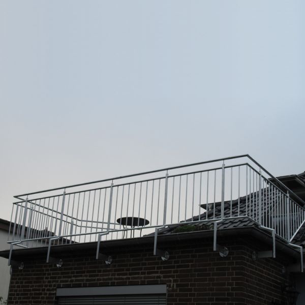 Bild-Nr.GB.35: Verzinktes Geländer Dachterrasse