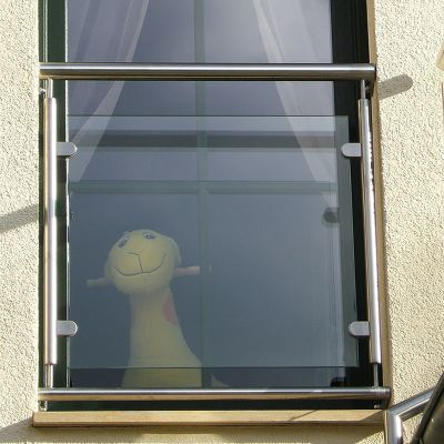 Bild-Nr.GF.3: Fenstergitter Edelstahl mit Glasfüllung  (VSG) Zeuthen bei Berlin.
